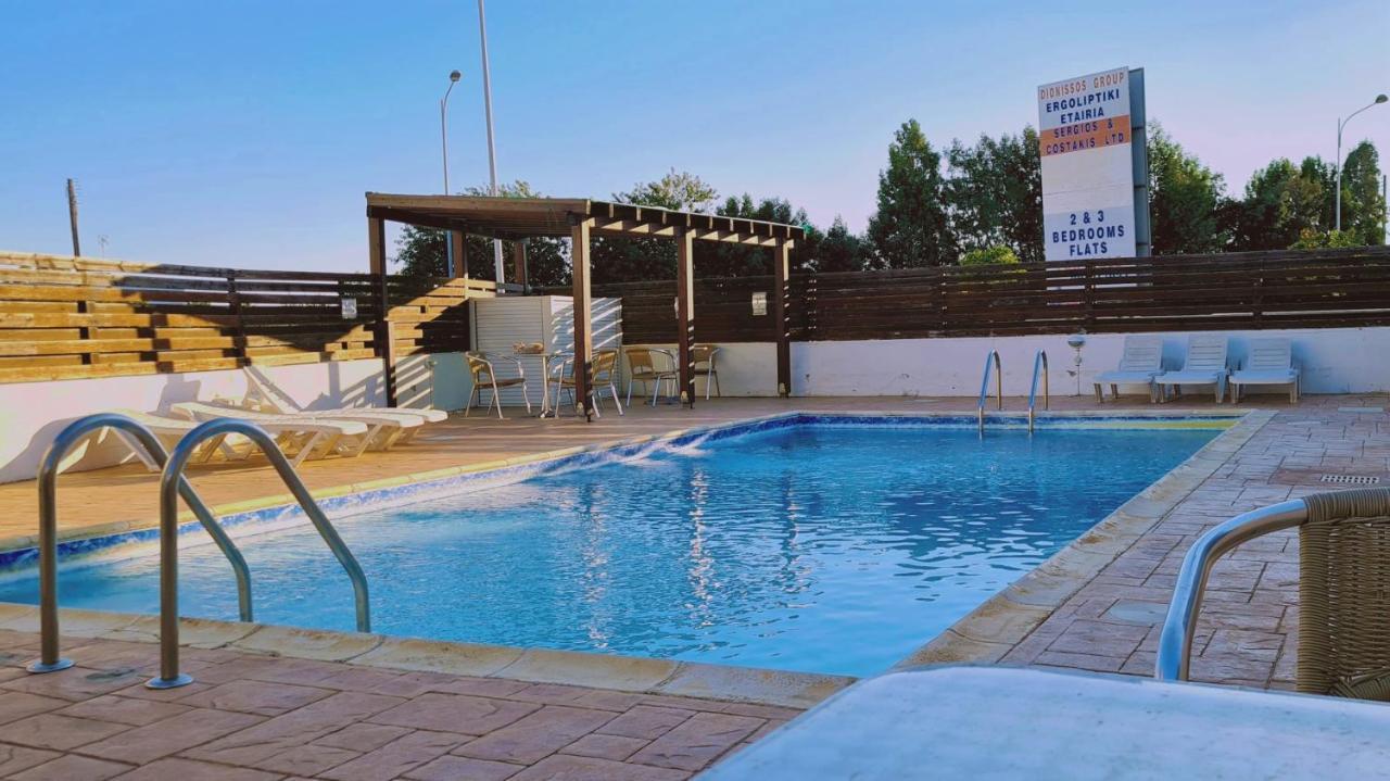 Stay Sunshine Apartment Paralimni Bagian luar foto