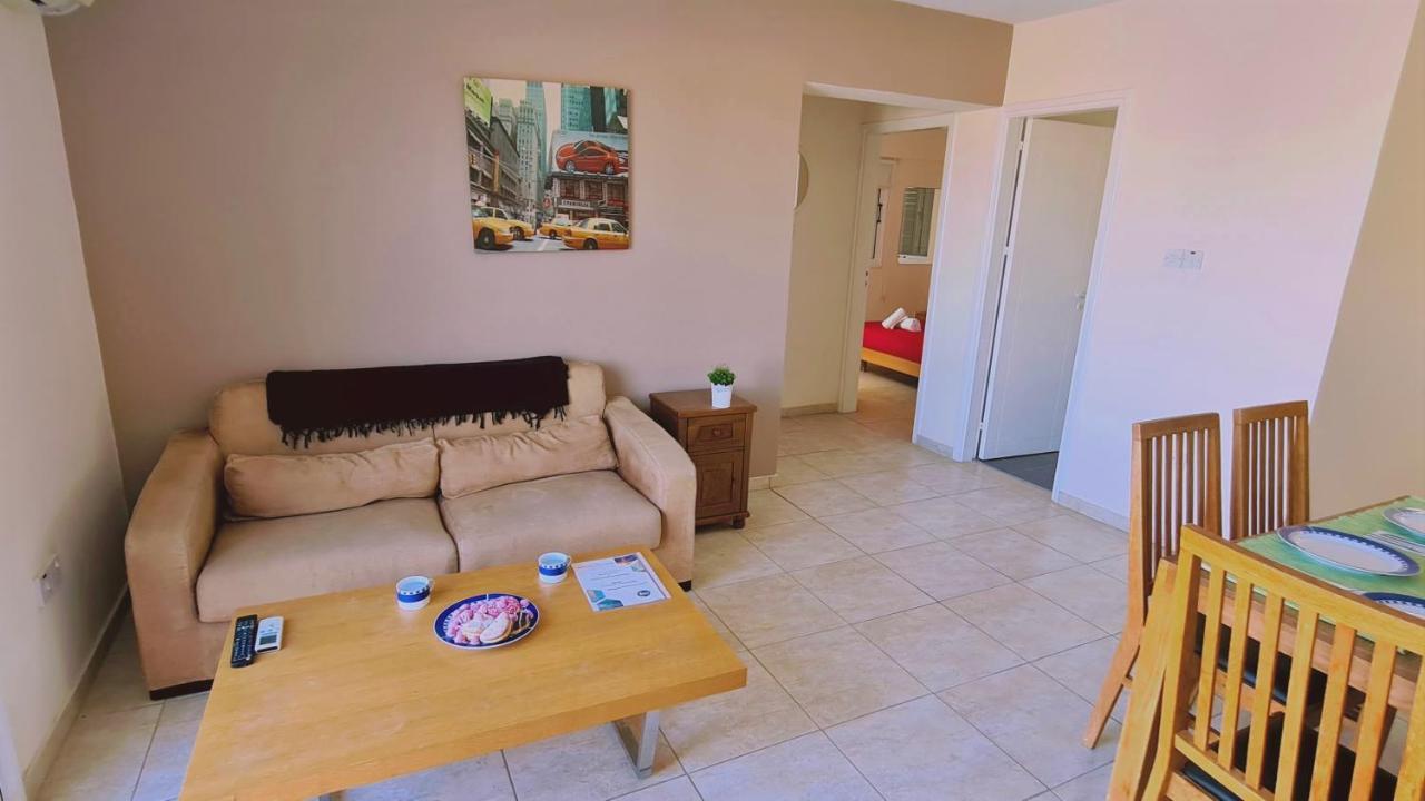Stay Sunshine Apartment Paralimni Bagian luar foto